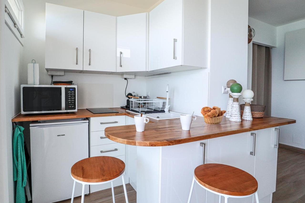 Bord De Plage - Studio En Front De Mer Le Lavandou Ngoại thất bức ảnh