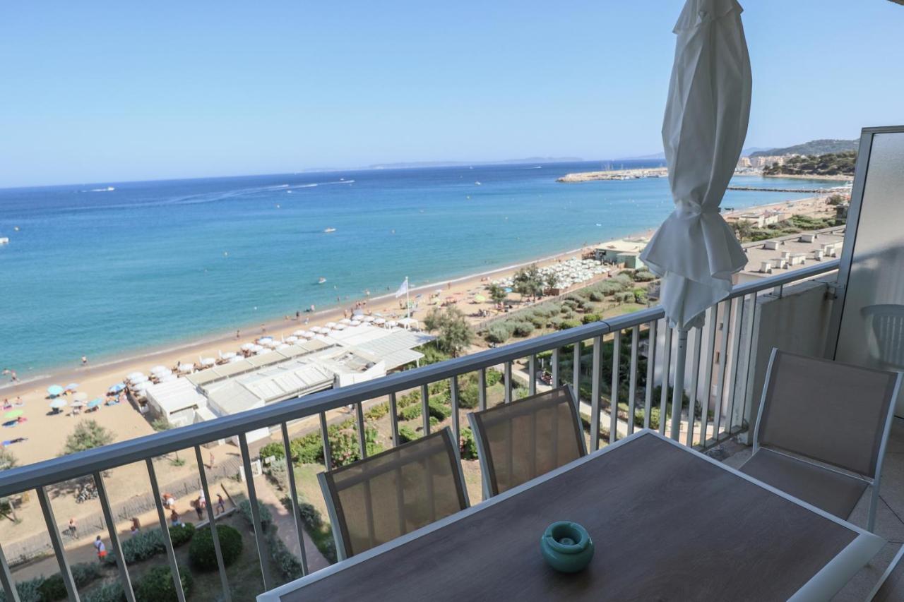 Bord De Plage - Studio En Front De Mer Le Lavandou Ngoại thất bức ảnh